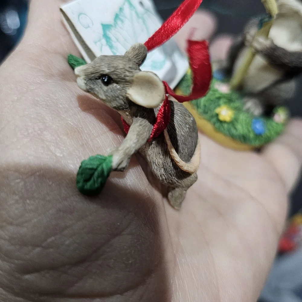 Charming Tails Training Wings Mouse Figure 87/398 Fitz & Floyd READ